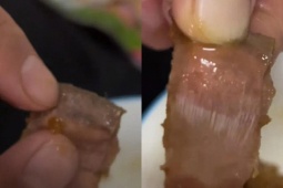 Thu hồi bánh gạo nghi chứa băng cá nhân dính máu
