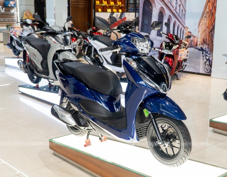 Giá xe ga quốc dân Honda LEAD giữa tháng 5/2025, chênh vài trăm nghìn đồng - 3