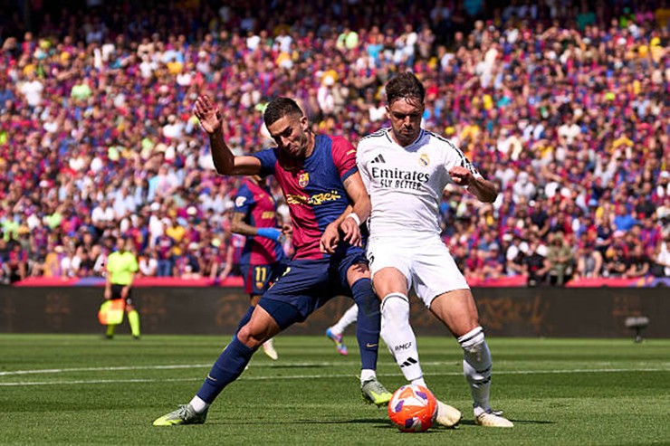 Fan Barca đã vượt quá giới hạn của sự cổ vũ thể thao