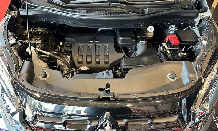 Suzuki XL7 Hybrid và Mitsubishi Xpander: Cuộc đối đầu khốc liệt MPV tầm giá 600 triệu đồng - 7