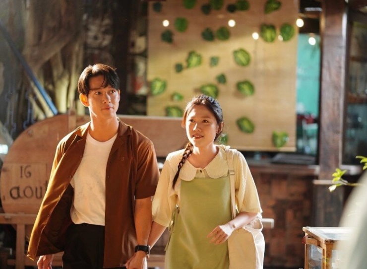 Em gái ruột Trấn Thành khóc: "Mọi người nghĩ là chúng tôi được sống sung sướng quá" - 5