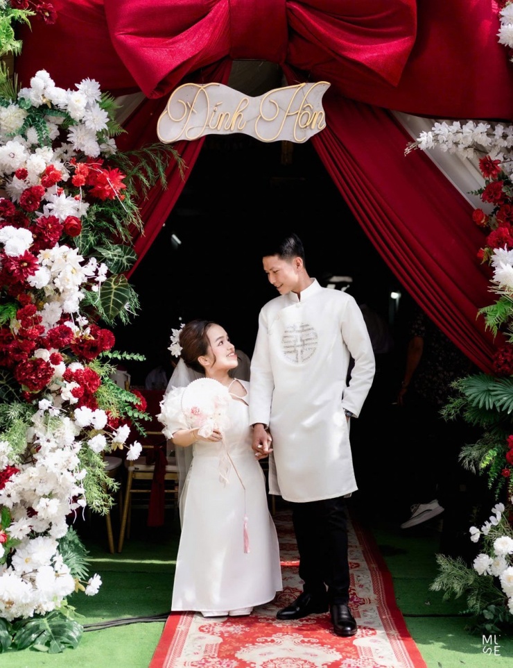 Cặp đôi có chuyện tình yêu đẹp nhờ mạng xã hội 