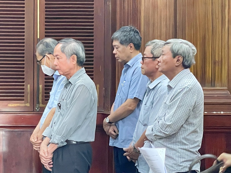 Các bị cáo tại tòa&nbsp;