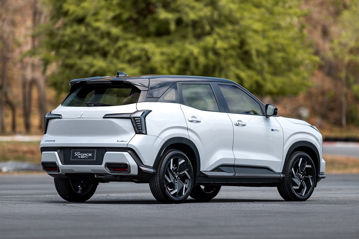 Xforce HEV không có nhiều khác biệt so với phiên bản máy xăng đang bán tại Việt Nam.