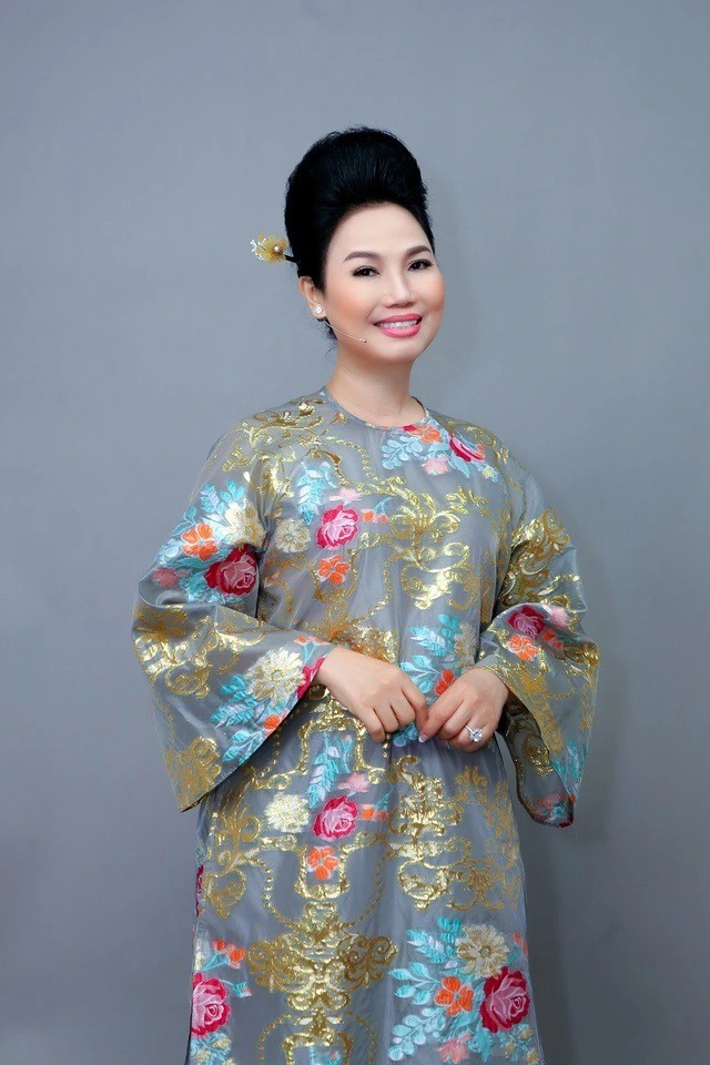 Ca sĩ Thùy Trang hiện có cuộc sống bình yên và nhẹ nhàng bên gia đình tại TP.HCM. Chị vẫn tham gia các chương trình truyền hình, giao lưu, chia sẻ về con đường âm nhạc, làm ban giám khảo cuộc thi âm nhạc, biểu diễn ở nhiều nơi... Hơn 30 năm theo sự nghiệp ca hát với nhiều ca khúc để đời về dòng nhạc trữ tình quê hương, Thùy Trang "Mưa bụi" nổi danh một thời giờ chọn cuộc sống kín tiếng và không sử dụng mạng xã hội.