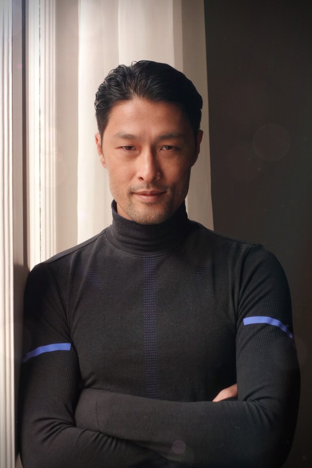Johnny Trí Nguyễn.