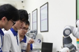 Đại học Quốc gia Hà Nội đưa AI vào giảng dạy từ năm học tới