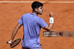 Nóng nhất thể thao sáng 14/5: Alcaraz vào tứ kết Rome Open, lập kỳ tích vượt Djokovic