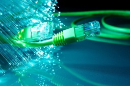Thêm nhà mạng lớn tăng tốc độ Internet cáp quang tự động, miễn phí
