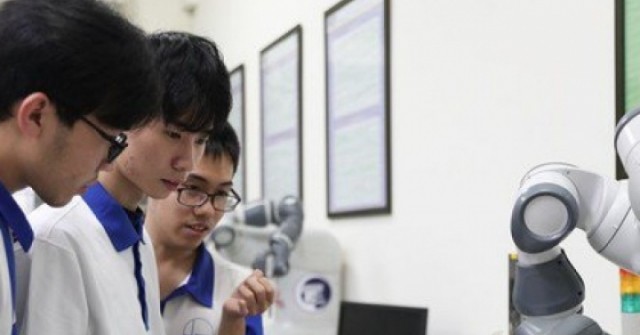 Đại học Quốc gia Hà Nội đưa AI vào giảng dạy từ năm học tới