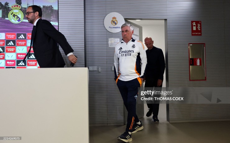 Ancelotti tiết lộ nội tình ở Real những ngày cuối, tin Alonso sẽ là HLV vĩ đại - 2