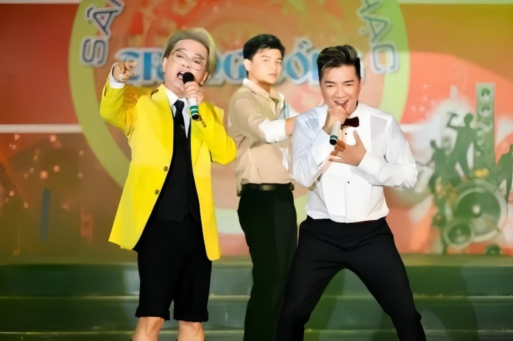 Đàm Vĩnh Hưng suy tư trước sự thay đổi của thời đại. Ảnh: Tư liệu&nbsp;