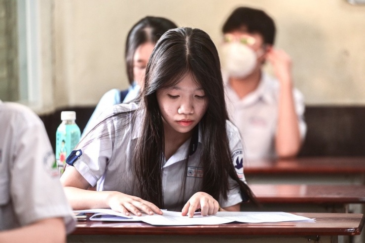 Học sinh TPHCM thi lớp 10.