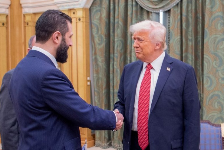 Tổng thống Mỹ gặp Tổng thống lâm thời Syria sau thông báo bất ngờ