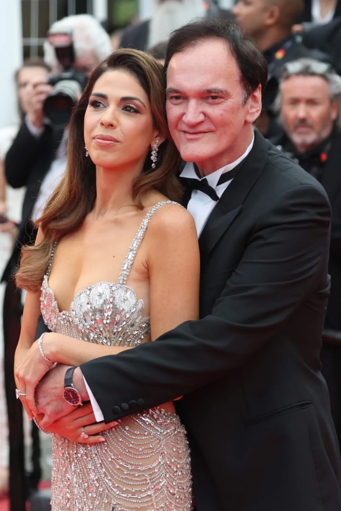 Đạo diễn Hollywood Quentin Tarantino tham dự cùng bà xã.