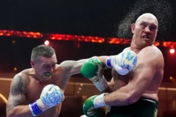  " Vua giang hồ "  Fury trở lại boxing,  " hét ra lửa "  chờ tái đấu Usyk ở sân nhà Man Utd
