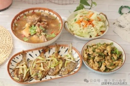 Thực đơn 4 món bình dân chuẩn cơm ngon mẹ nấu