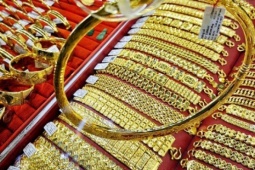 Sáng 14-5, giá vàng miếng SJC bỏ xa giá thế giới
