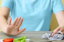 Lý do nhịn ăn giảm cân thường không thành công