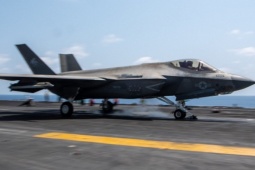 'Tên lửa Houthi bay gần đến mức F-35 Mỹ phải cơ động né tránh'