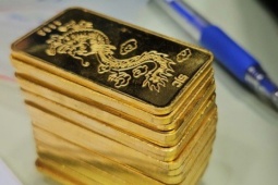 Tối 14-5, giá vàng rớt thẳng đứng