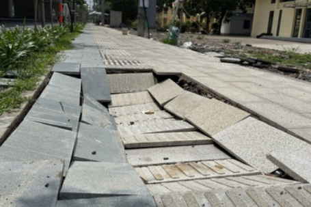 Vì sao vỉa hè trên đường vào nhà ga T3 bị sụt lún dù mới đưa vào hoạt động?