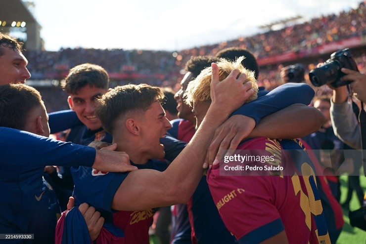 Barca nhiều lần ngược dòng thành công ở mùa giải này