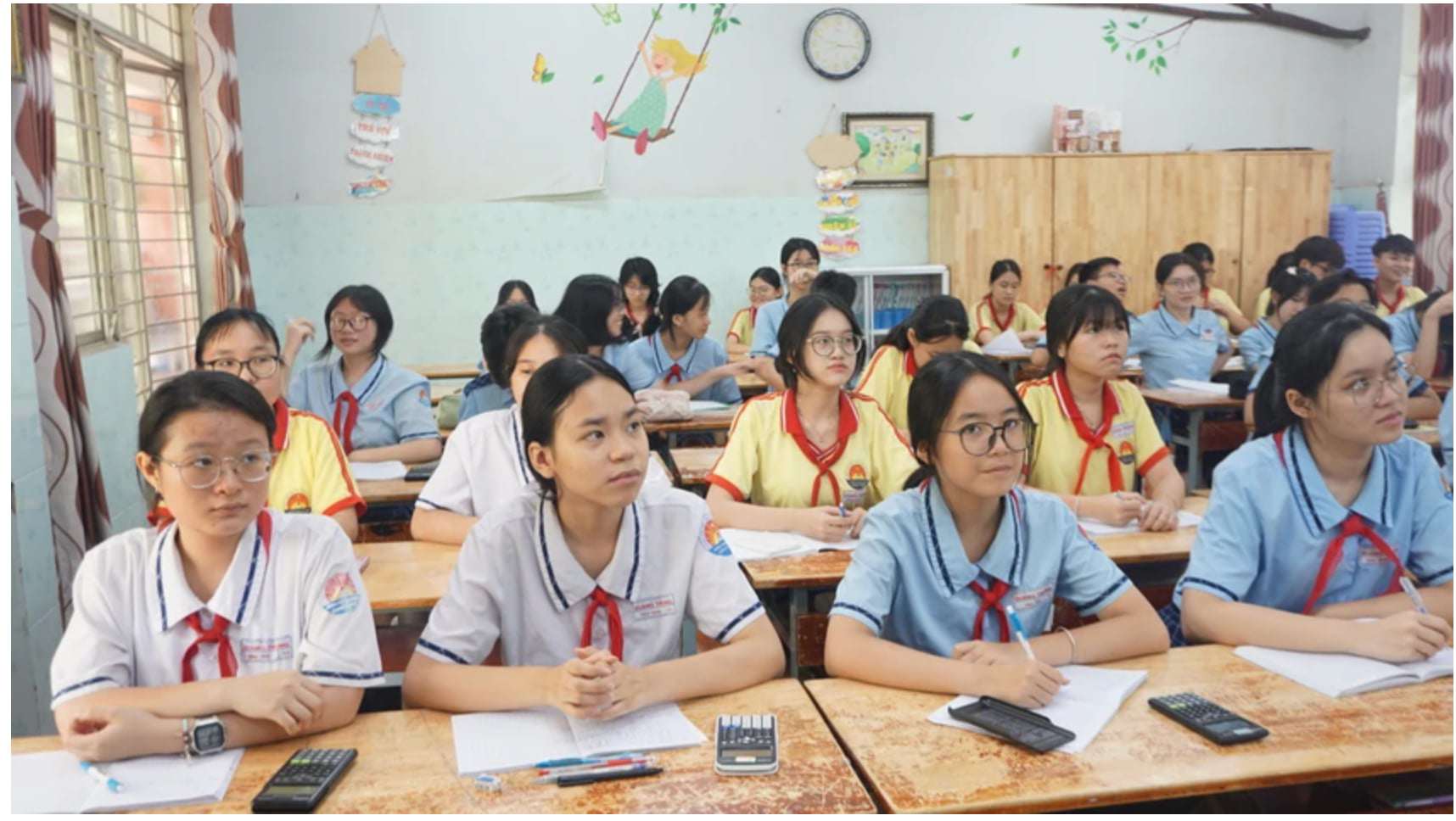 Học sinh lớp 9 Trường THCS Quang Trung, quận Gò Vấp trong 1 giờ học. Ảnh: NGUYỄN QUYÊN