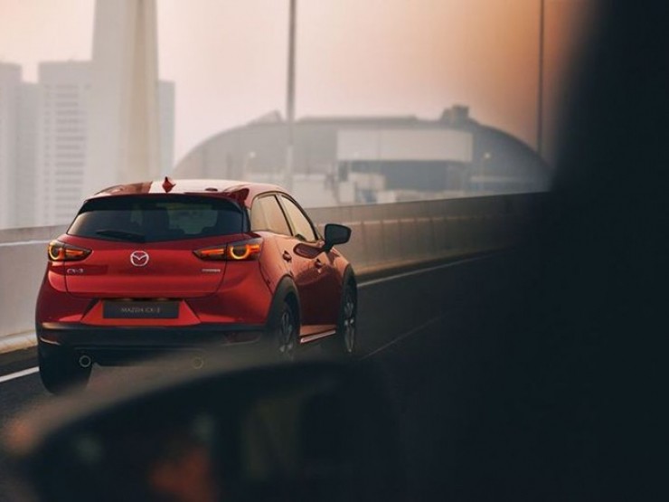 Giá xe Mazda CX-3 niêm yết và lăn bánh tháng 5/2025