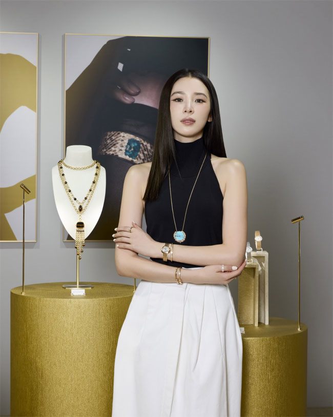 Người mẫu Irene Kim thể hiện rõ nét hình ảnh quý cô hiện đại, tự do và độc lập.