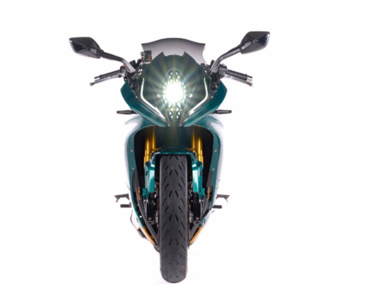 Chiếc sportbike khiến dân chơi “sốc nhẹ”: Sức mạnh và trang bị khủng, mà giá cực mềm! - 2