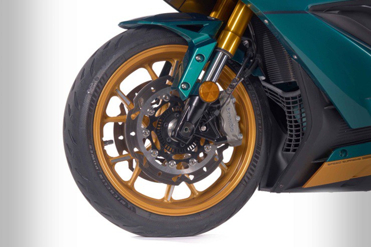 Chiếc sportbike khiến dân chơi “sốc nhẹ”: Sức mạnh và trang bị khủng, mà giá cực mềm! - 6