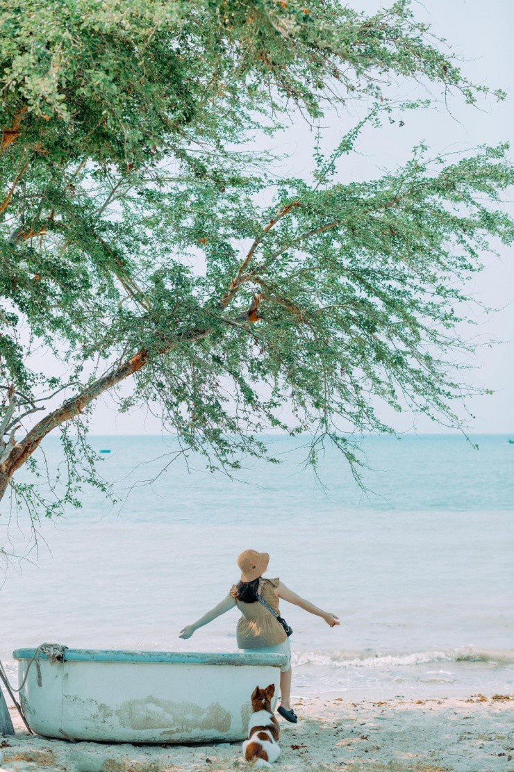 Làng chài &#39;nhiều không&#39; ở Khánh Hòa, khách cầm 100.000 đồng thành &#39;đại gia&#39; - 7