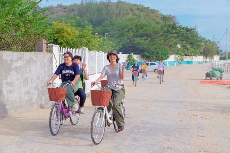 Làng chài &#39;nhiều không&#39; ở Khánh Hòa, khách cầm 100.000 đồng thành &#39;đại gia&#39; - 9
