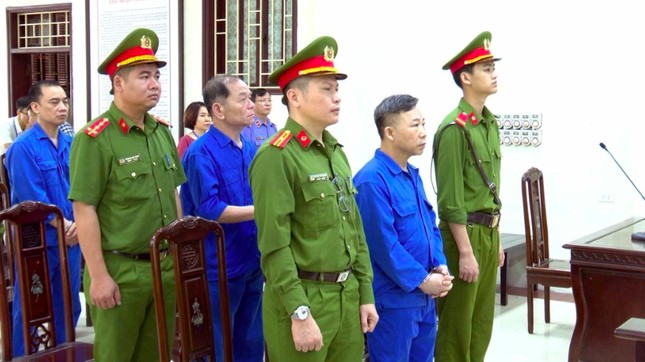 3 bị cáo Lưu Bình Nhưỡng, Lê Thanh Vân và Nguyễn Văn Vương.