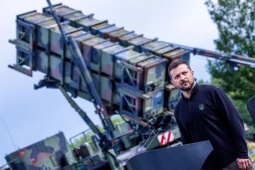 Thấy gì từ tin Mỹ bật đèn xanh cho Đức chuyển tên lửa ATACMS, Patriot đến Ukraine?