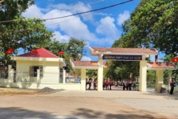 Vụ nhiều học sinh lớp 12  " tự nguyện "  xin nghỉ học: 3 em đã được đi học lại