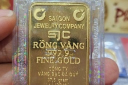 Giá vàng miếng SJC có thể giảm về 100 triệu đồng/lượng?