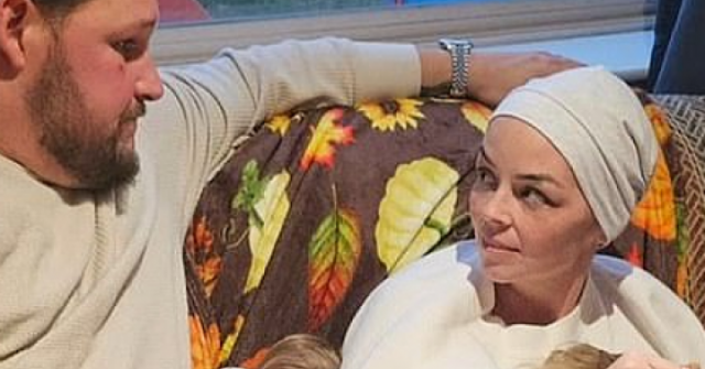 2 triệu chứng sau ăn có thể là "báo động đỏ" ung thư ruột kết