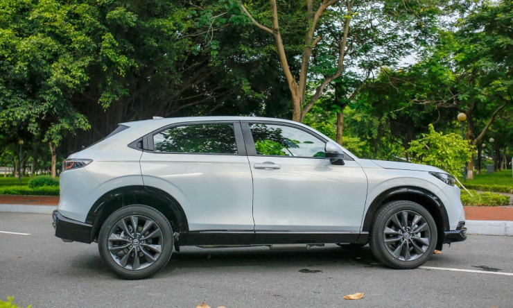 Honda HR-V hay Kia Seltos: SUV nào đáng đầu tư hơn? - 6
