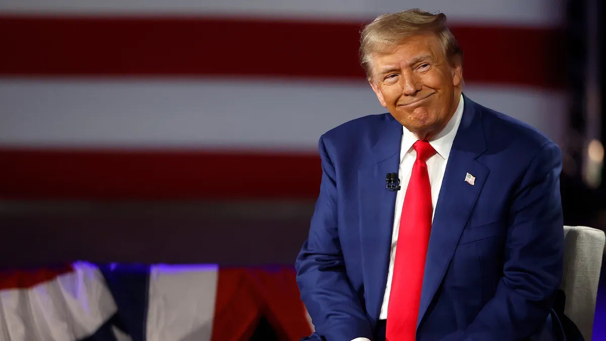 Ông Trump yêu cầu Apple ngừng sản xuất iPhone tại Ấn Độ