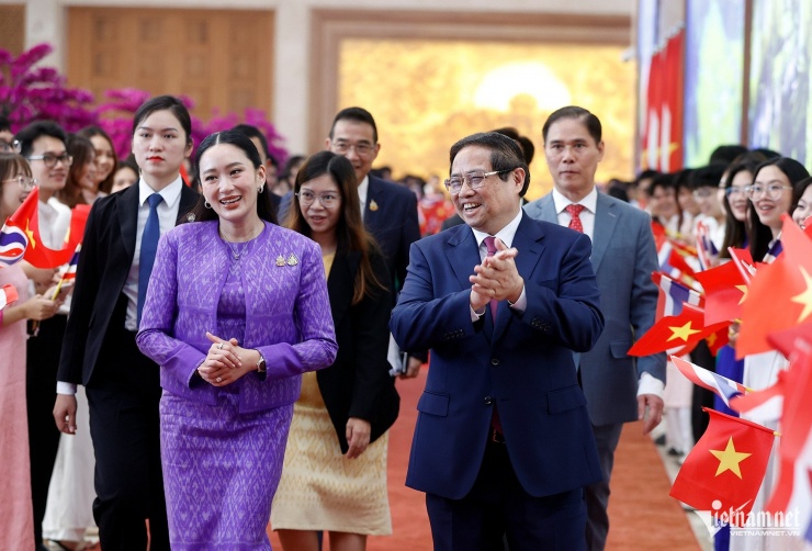 Việt Nam và Thái Lan nâng cấp quan hệ lên Đối tác Chiến lược toàn diện