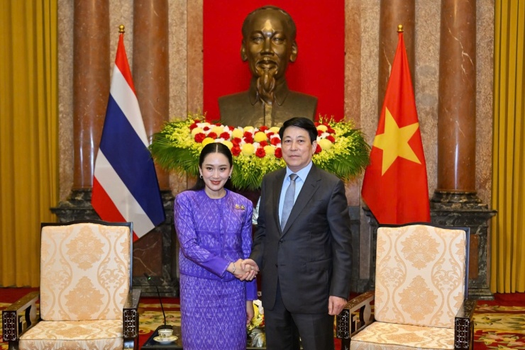 Hai ngày Thủ tướng Thái Lan ở Việt Nam - 8