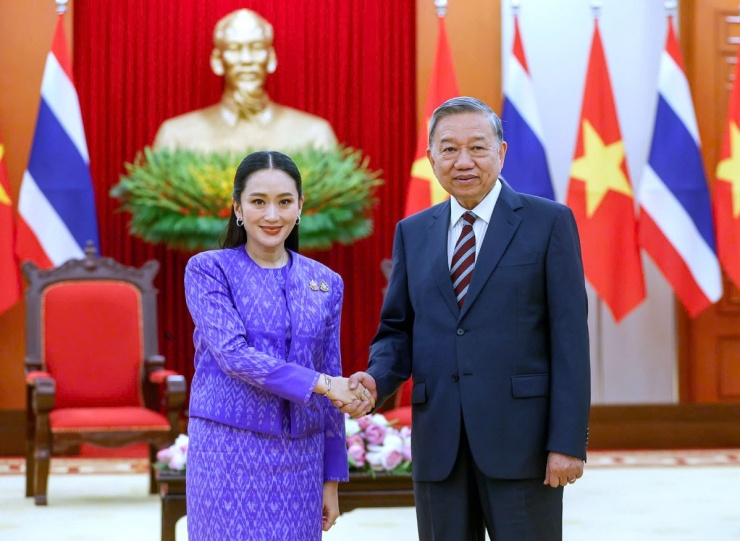 Hai ngày Thủ tướng Thái Lan ở Việt Nam - 9