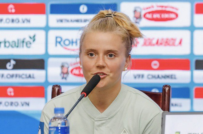 Tiền vệ Ricarda Walkling của Werder Bremen