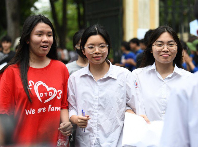 Học sinh thi lớp 10 THPT năm 2024. Ảnh: Như Ý
