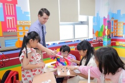Khi niềm vui học tiếng Anh là đòn bẩy cho thành tựu đầu đời