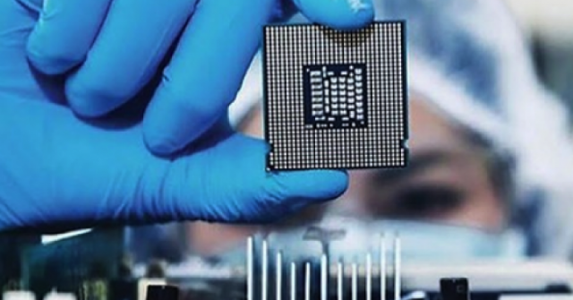 Đạt tối thiểu 24 điểm/3 môn mới được xét tuyển ngành vi mạch bán dẫn