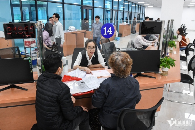 Một trung tâm hành chính công tại Hà Nội. Ảnh: TL