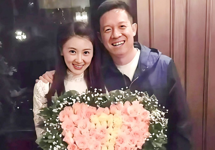 Cặp đôi Cam Vy và Giả Dược Đình thông báo đã ly hôn sau 17 năm chung sống. (Ảnh: Sohu).